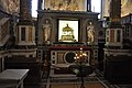 Presupusele lanțuri ale Sfântului Petru, păstrate în Basilica di San Pietro in Vincoli din Roma