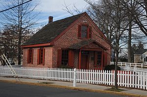 کلارا بارتون School in Bordentown