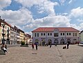 Architektur der 50er Jahre am Marktplatz (links)