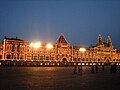 Vue nocturne du grand magasin GOUM à Moscou