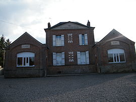 The town hall and school in Martainneville