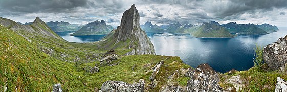 View from a ridge between Segla and Hesten, Senja, Norway, 2014 August