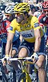 Fabijan Kančelara u žutoj majici na 1. etapi Tur de Fransa 2010.