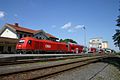 Br 2016 der ÖBB im Bahnhof Jennersdorf mit Doppelstockwagen namens „Wiesel“