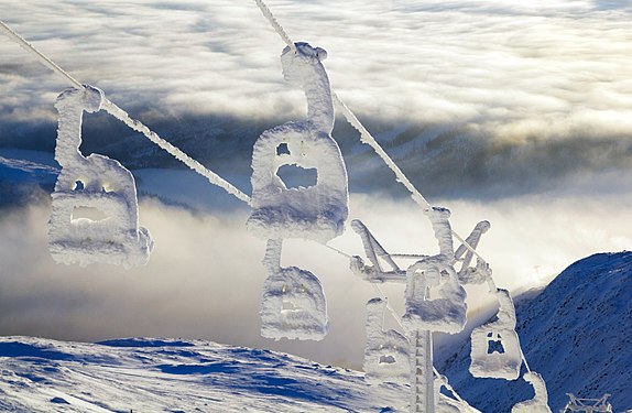 تله‌کابین یخ‌زده در سوئد