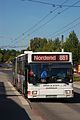 Farbige Unter­legung von Linie und Ziel beim O-Bus Ebers­walde