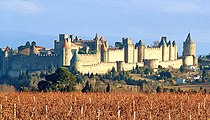 Srednjovekovni utvrđeni grad Karkason (Francuska)