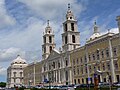 Palais national de Mafra Mafra, Lisbonne 38° 56′ 13″ N, 9° 19′ 36″ O