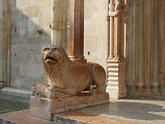 Catedral de Modena.