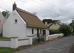 Restored thatched cottage in Baltray