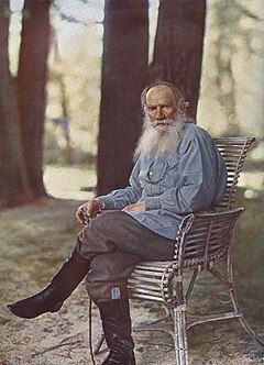 Färgfotografi av Tolstoj taget 23 maj 1908 av Sergej Prokudin-Gorskij.
