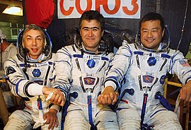Da esquerda para direita: Shargin, Sharipov e Chiao
