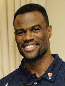 head shot of David Robinson