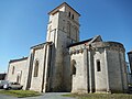 Façade sud de l'église Saint-Martin.