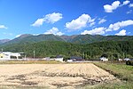 山麓の下呂市宮地から望む白草山 （2014年10月18日）