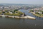 Ryttarstaty av Vilhelm I vid Deutsches Eck, uppförd 1897.