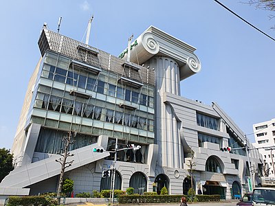 Postmodern Ionic column of the M2 Building, Tokyo, Japan, by Kengo Kuma, 1991[38]