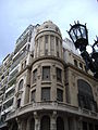 Edificio "La Bola de Nieve", esquina con calle Laprida