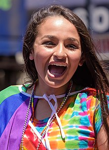ג'אז ג'נינגס במצעד הגאווה של ניו יורק בשנת 2016