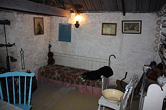 Replica of a traditional Great Blasket cottage