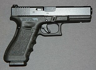 Generation 3 Glock 17C.