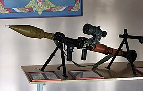 RPG-7V2 mit Zweibein