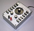 ICL8038を使用したファンクションジェネレータ（1973年）