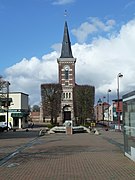 Parvis de l'église Saint-Martin.