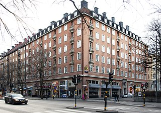 Fasigheten Vargen 7 & 8, hörnet Sveavägen, byggnadsår 1927–1929, arkitekt Rolf Bolin.