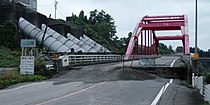 国道117号にかかる山辺橋（小千谷市）。2004年10月撮影。