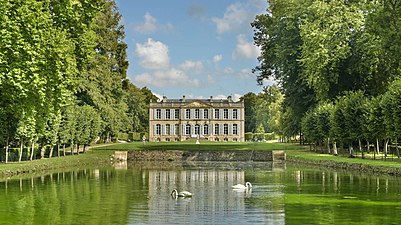 Parc du château de Canon.