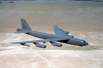 Strategiskt bombplan typ Boeing B-52 Stratofortress.