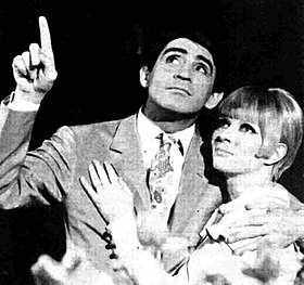 Walter Chiari et Delia Scala dans Buonanotte Bettina (1956)