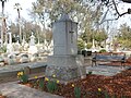 Hamilton's grave monument