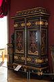 Armoire aux perroquets réalisée par Boulle vers 1680/1690-1700 (Louvre).