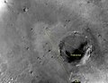 圖片上的註解表示了2009年3月7日機會號以及"Iazu"、"努力"、"維多利亞"等撞擊坑的相對位置