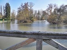 Ang Eure River sa Neuilly