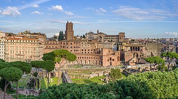 Le forum de Trajan, à Rome. (définition réelle 11 119 × 6 195)