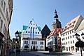 Marktplatz mit Rathaus und Lutherdenkmal