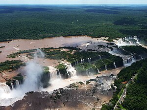 イグアスの滝（アルゼンチン、ブラジル）