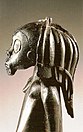 Figure de reliquaire, eyema byeri. Fang. République gabonaise. Bois, pigment et métal. H. 70 cm, détail[40]