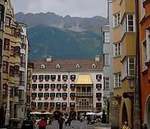 Innsbruck-goldenroof-nordkette.jpg
