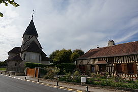 Façade est de l'église.