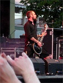 Description de l'image Bjorn Gelotte, In Flames, Grona Lund 2008.jpg.