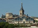 City hall of Angoulême and indoor market.