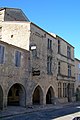 Le relais Henri IV, place du Mercadiou.