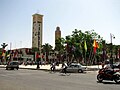 Mosquée, mairie et place.