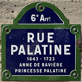 Voir la plaque.