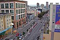 Die Van Ness Avenue mit dem Don Lee Building im Tenderloin-District