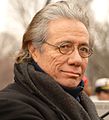 Edward James Olmos, interprete di James Gellar.